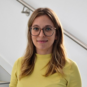 6 DR. NURIA TAPIA RUIZ